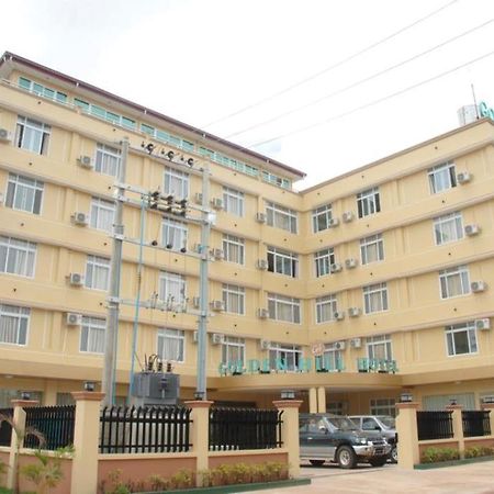 Golden Hill Hotel - Lashio Zewnętrze zdjęcie